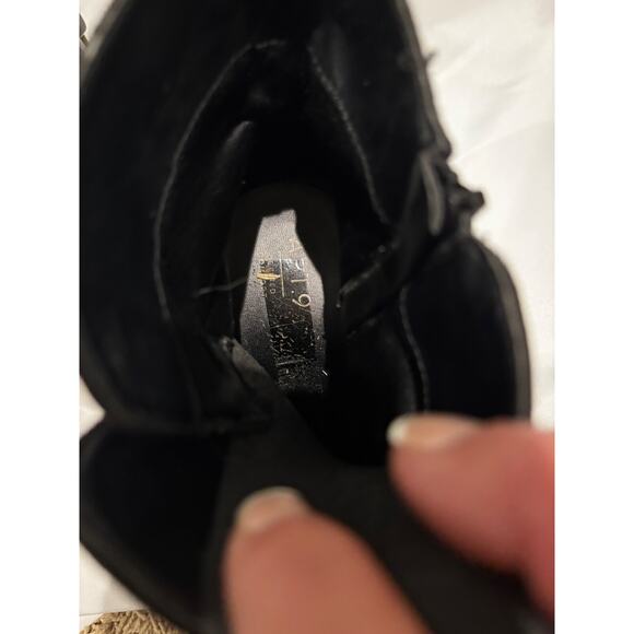 Woman’s APT 9 Black Suede Zip Boots Sz 9 chunky biker studded buckle straps - Picture 12 of 13